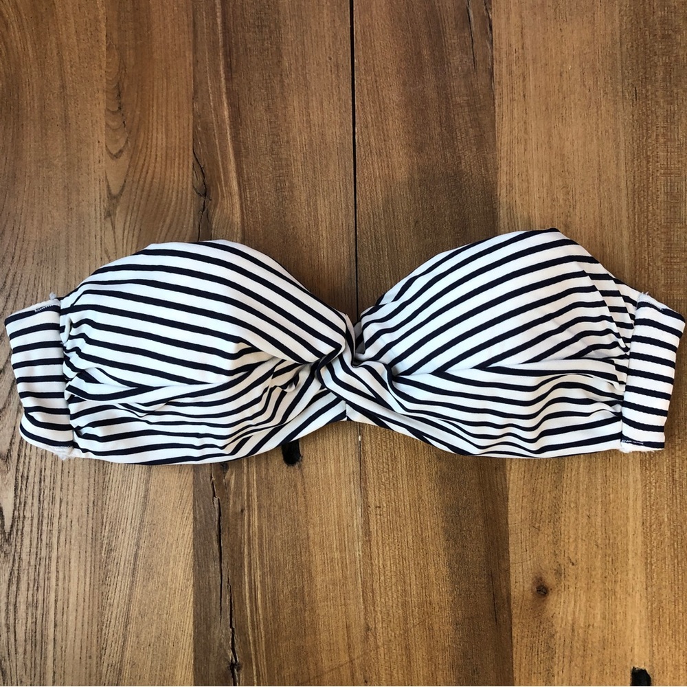 NWOT H&M Strapless Navy & White Striped Padded with Underwire Bikini Top Swim